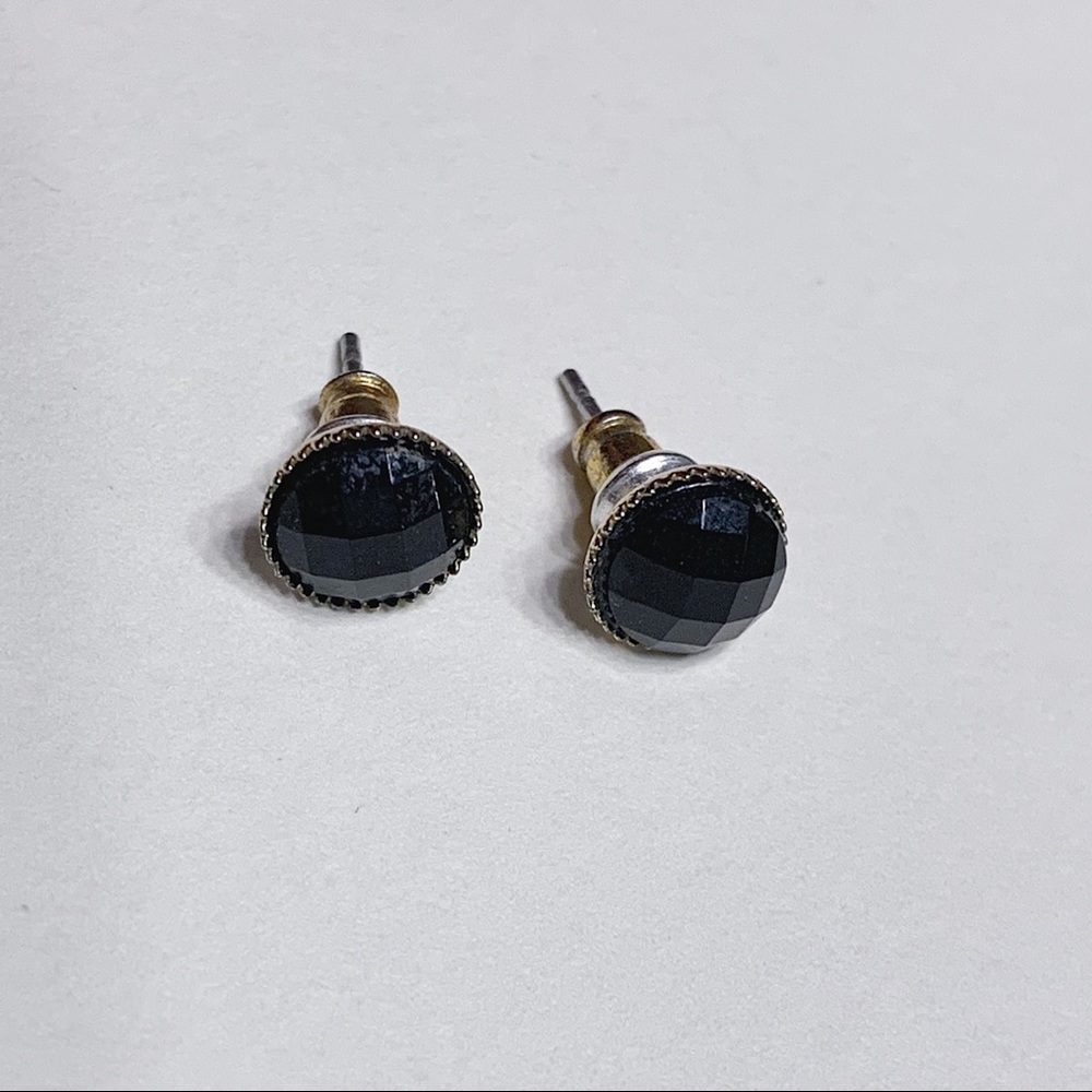 Black Studs